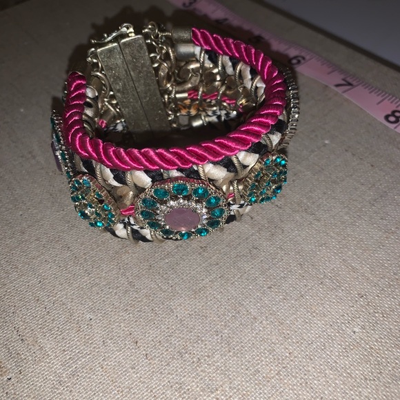 🎈Chunky jeweled statement bracelet - Picture 2 of 6